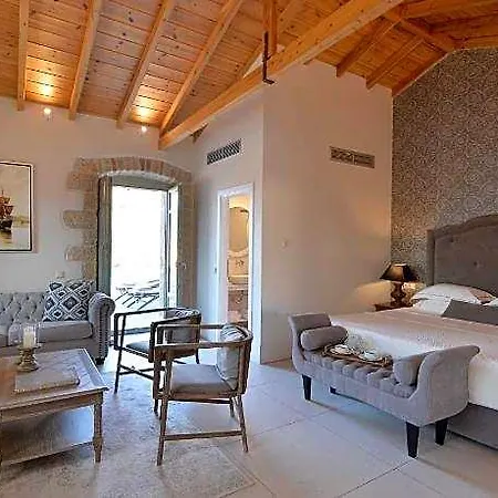 Akrolithi Boutique & 3*