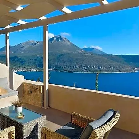 Akrolithi Boutique & 3* Karavostásion