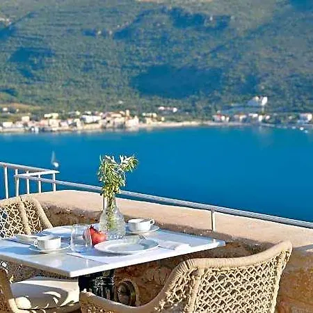 Hotel Akrolithi Boutique & Karavostásion