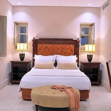 Hotel Akrolithi Boutique & 3*
